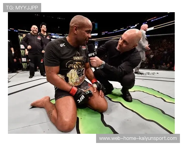 UFC米欧奇力量训练恢复巅峰——探秘终极健将的秘密武器 UFC米欧奇力量训练恢复巅峰——探秘终极健将的秘密武器